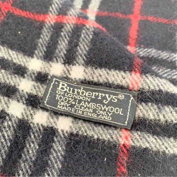 Burberry Lambswool Scarf - Picture 4 of 4